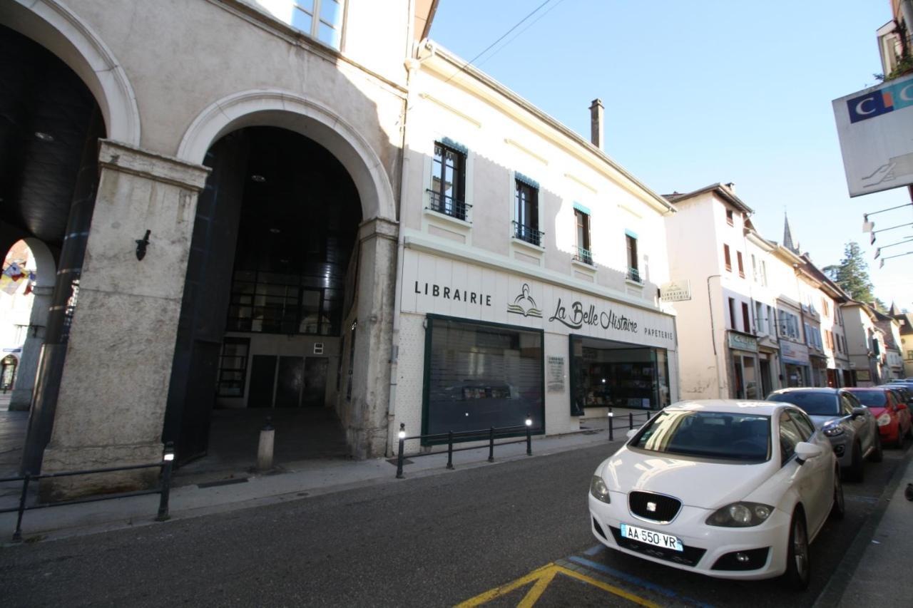 Appart'hôtel Le Pin La Tour-du-Pin Exterior foto